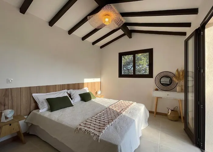 Les Hauts De Capo - Domaine Privé à Proximité De Porto-vecchio *